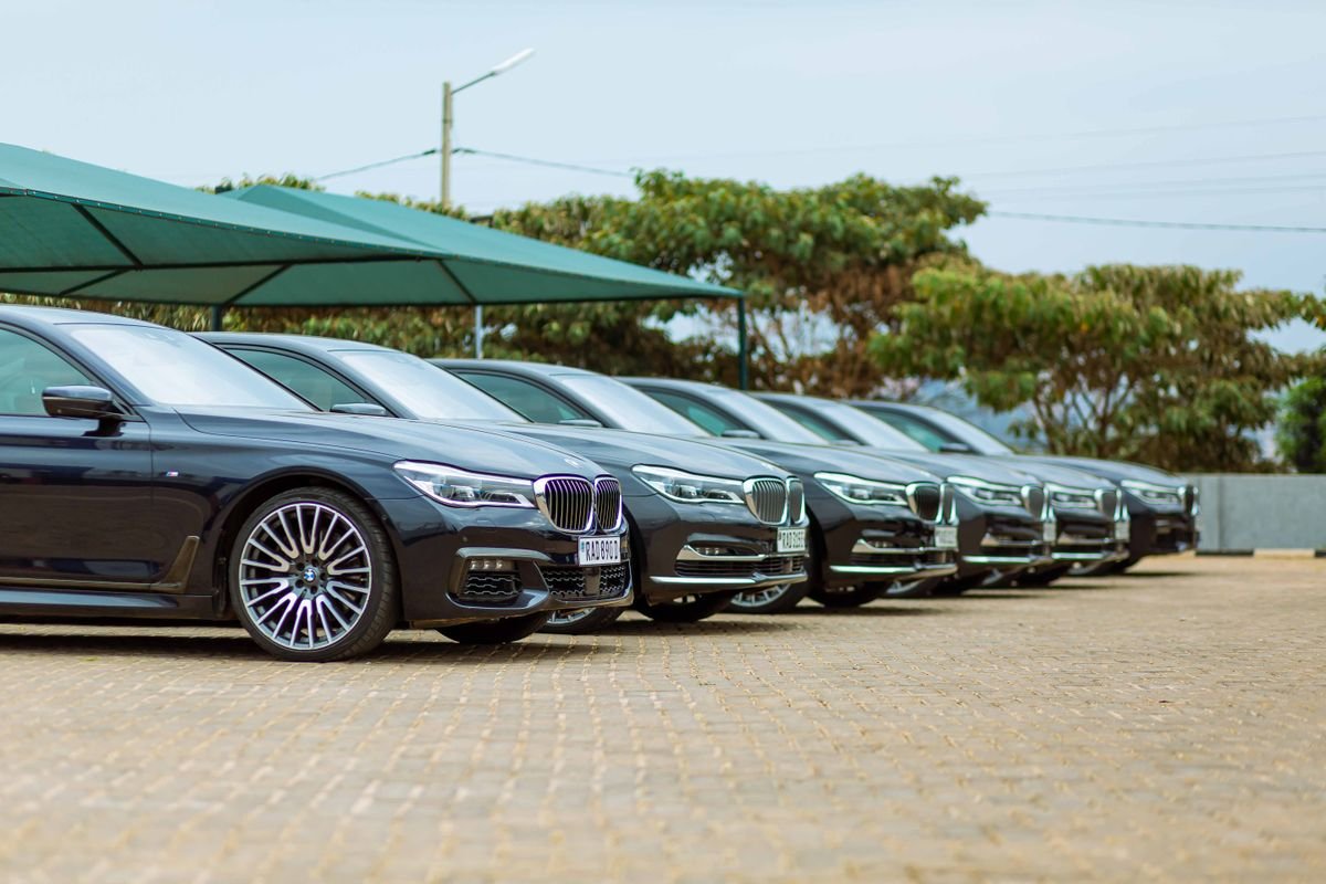 BMW 7 SERIES